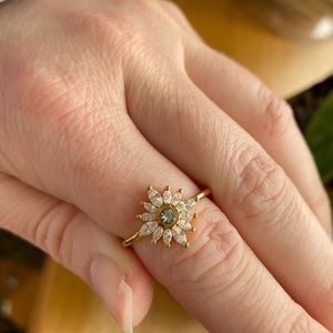 Local Eclectic rings